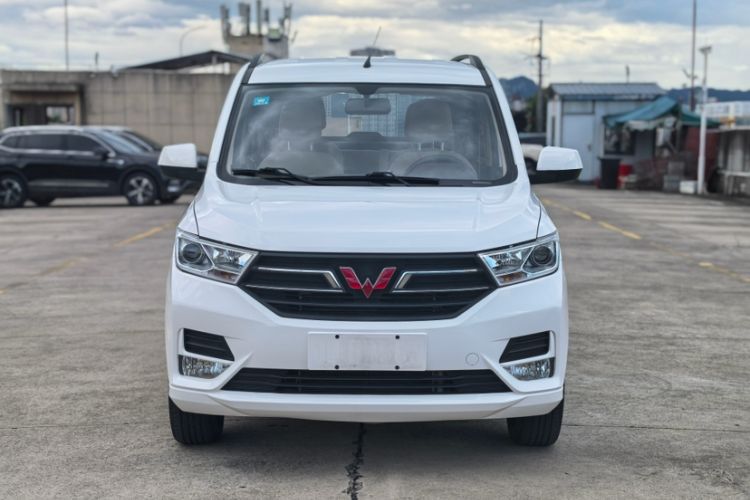 Used Wuling Hongguang 2021 1.5L Revised S Standard Version with Electric Power Steering LAR Exterior 2