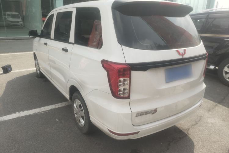 Used Wuling Hongguang 2021 1.5L S Base Version LAR Exterior 2