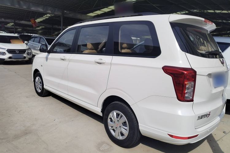 Used Wuling Hongguang 2021 1.5L Facelifted S Comfort Version with Electric Power Steering LAR Exterior 2