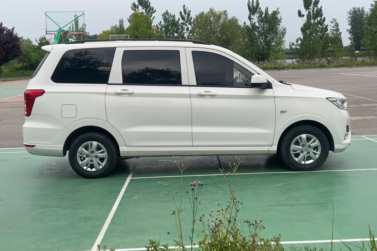 Used Wuling Hongguang 2021 1.5L Revised S Standard Version Hydraulic-Power-Assisted LAR Exterior 3