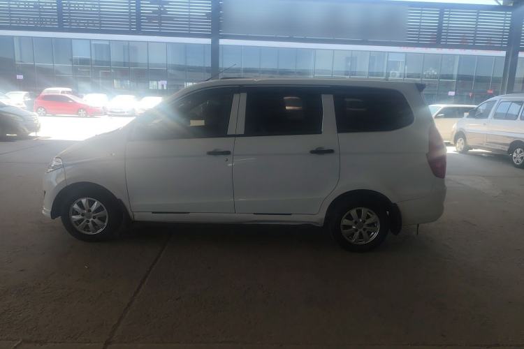 Used Wuling Hongguang 2021 1.5L S Base Version LAR Exterior 4