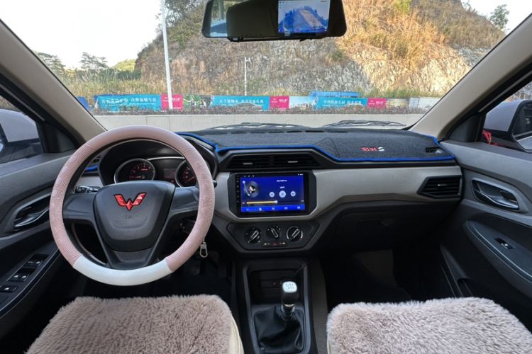 Used Wuling Hongguang 2021 1.5L Revised S Standard Version Hydraulic-Power-Assisted LAR Exterior 4
