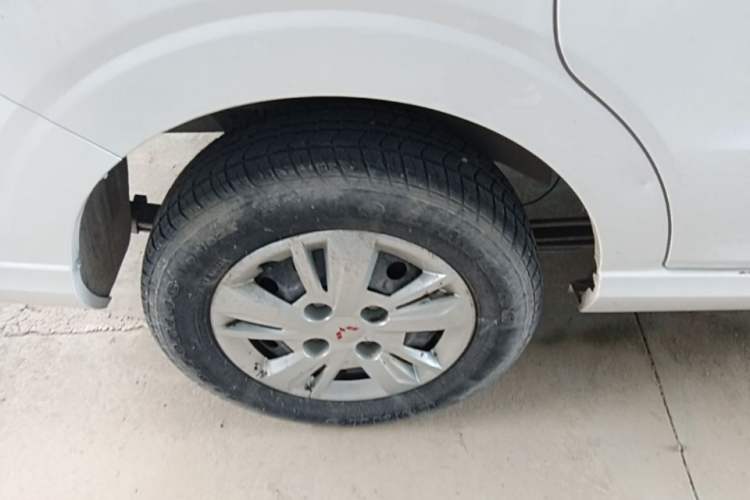 Used Wuling Hongguang 2021 1.5L Revised S Base Version with Electric Power Steering LAR Exterior 5