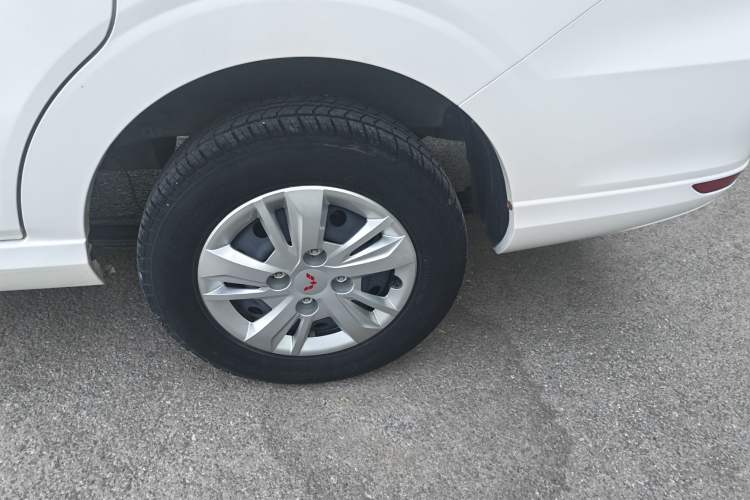 Used Wuling Hongguang 2021 1.5L Revised S Base Version Hydraulic Power Steering LAR Exterior 6