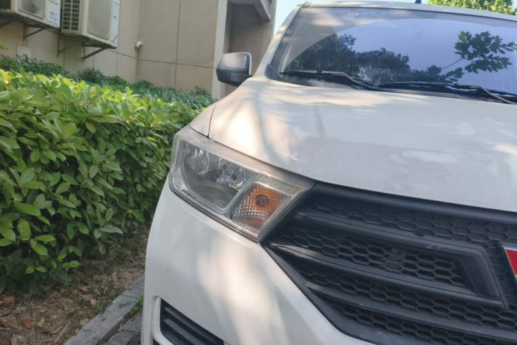 Used Wuling Hongguang 2021 1.5L S Base Version LAR Exterior 6