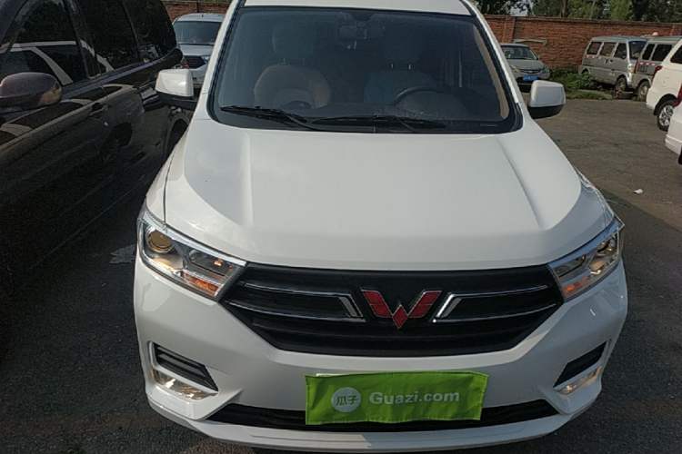 Used Wuling Hongguang 2021 1.5L Revised S Standard Version with Electric Power Steering LAR Front