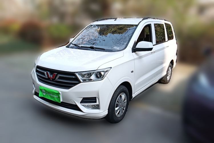 Used Wuling Hongguang 2021 1.5L Revised S Standard Version with Electric Power Steering LAR Front Left 45 Deg