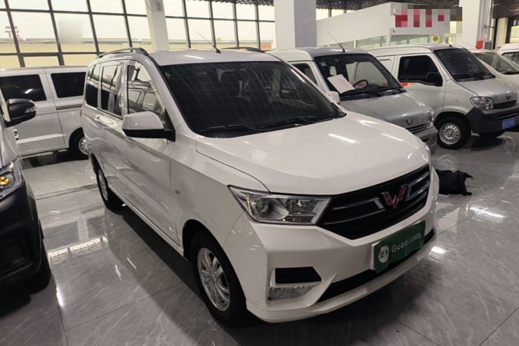 Used Wuling Hongguang 2021 1.5L Revised S Standard Version with Electric Power Steering LAR Front Right 45 Deg