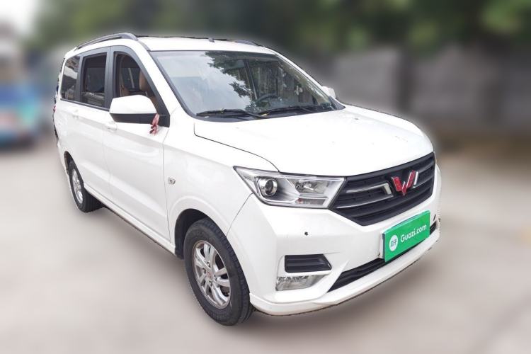 Used Wuling Hongguang 2021 1.5L Facelifted S Comfort Version with Electric Power Steering LAR Front Right 45 Deg