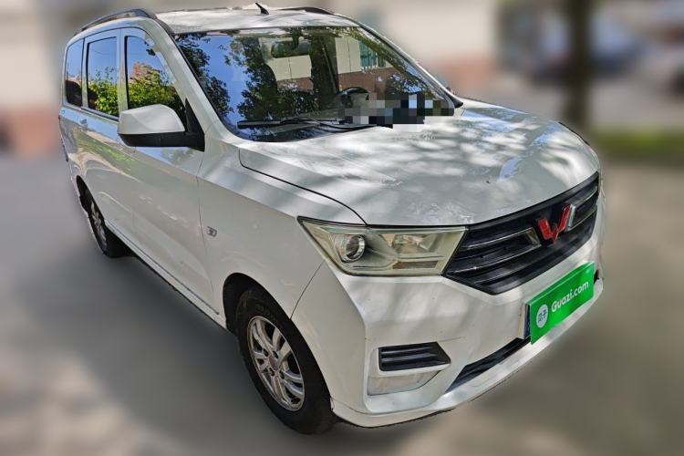 Used Wuling Hongguang 2021 1.5L Revised S Standard Version Hydraulic-Power-Assisted LAR Front Right 45 Deg