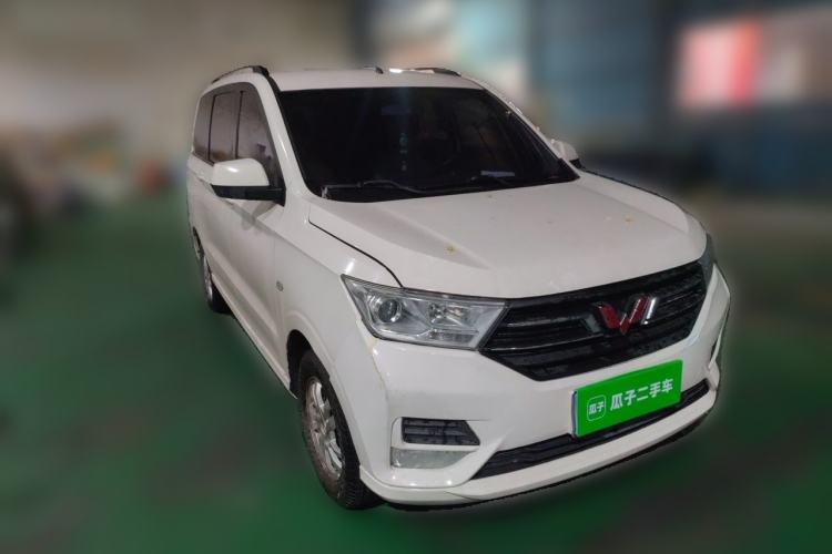 Used Wuling Hongguang 2021 1.5L Facelifted S Comfort Version with Electric Power Steering LAR Front Right 45 Deg