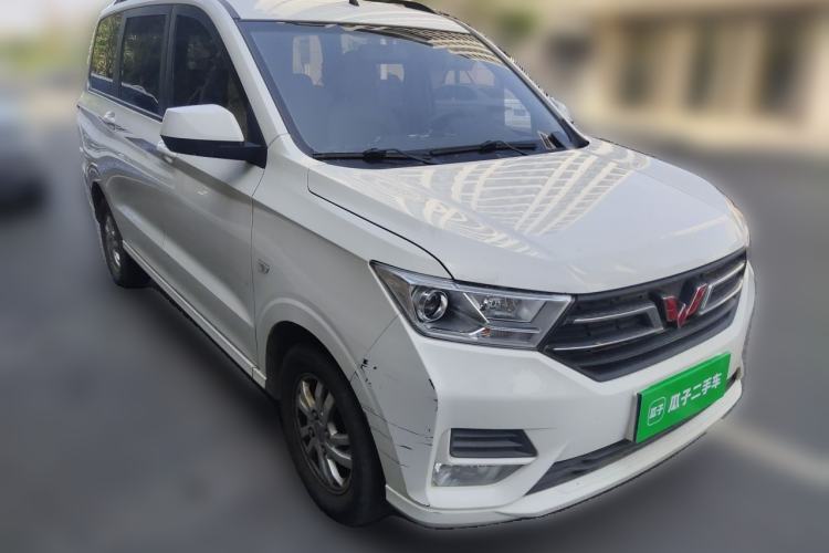 Used Wuling Hongguang 2021 1.5L S Comfort Edition LAR Front Right 45 Deg