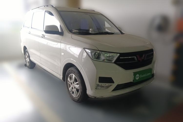 Used Wuling Hongguang 2021 1.5L Revised S Standard Version with Electric Power Steering LAR Front Right 45 Deg