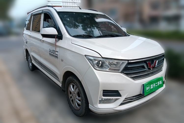 Used Wuling Hongguang 2021 1.5L Revised S Standard Version with Electric Power Steering LAR Front Right 45 Deg