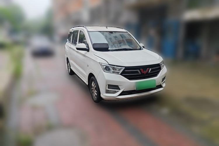 Used Wuling Hongguang 2021 1.5L Revised S Standard Version with Electric Power Steering LAR Front Right 45 Deg