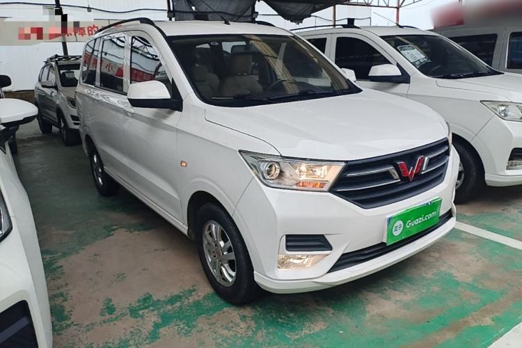 Used Wuling Hongguang 2021 1.5L S Standard Version LAR Front Right 45 Deg