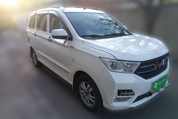 Used Wuling Hongguang 2021 1.5L Revised S Standard Version with Electric Power Steering LAR Front Right 45 Deg