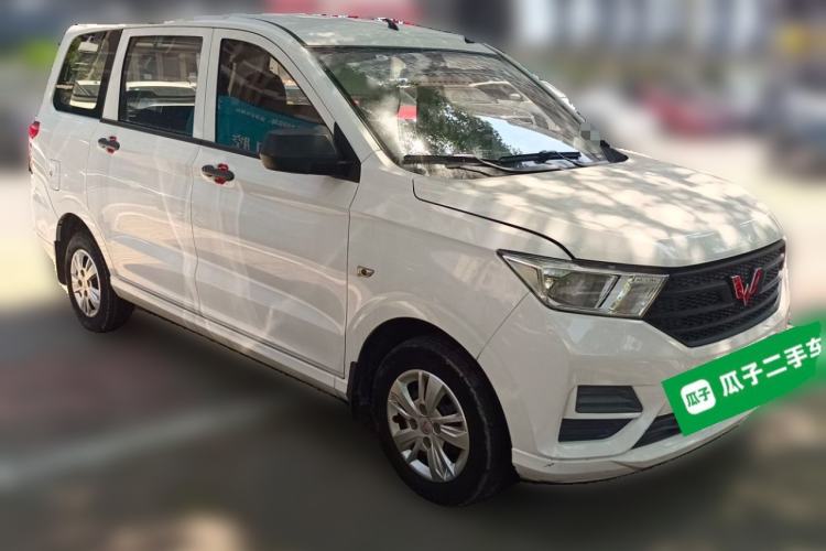 Used Wuling Hongguang 2021 1.5L S Base Version LAR Front Right 45 Deg