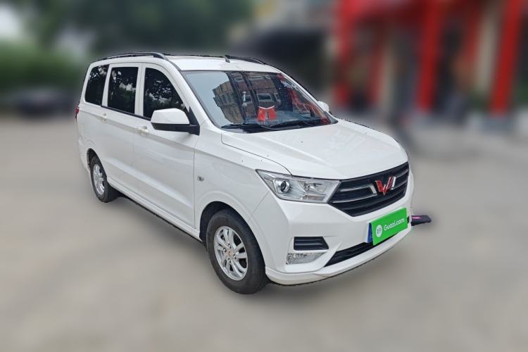 Used Wuling Hongguang 2021 1.5L S Standard Version LAR Front Right 45 Deg
