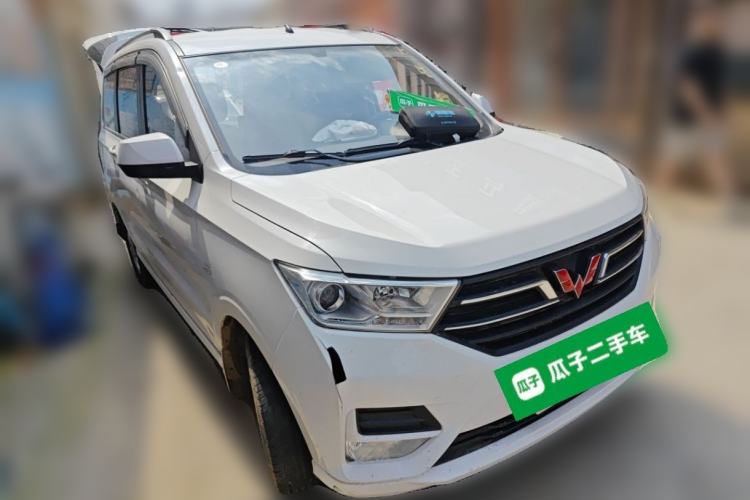 Used Wuling Hongguang 2021 1.5L Facelifted S Comfort Version with Electric Power Steering LAR Front Right 45 Deg