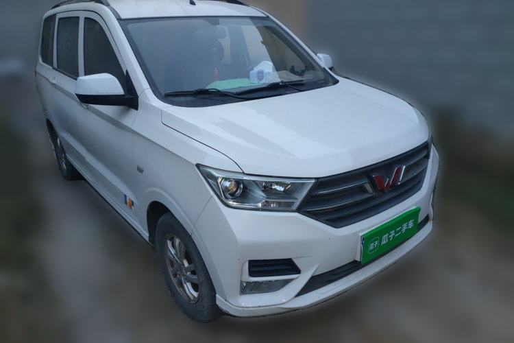 Used Wuling Hongguang 2021 1.5L S Standard Version LAR Front Right 45 Deg