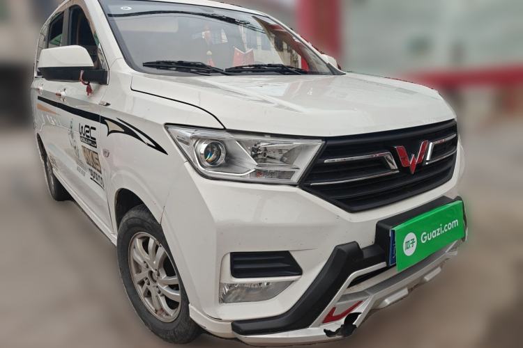 Used Wuling Hongguang 2021 1.5L Facelifted S Comfort Version with Electric Power Steering LAR Front Right 45 Deg
