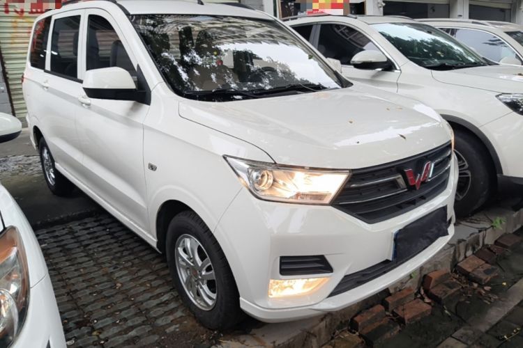 Used Wuling Hongguang 2021 1.5L Revised S Standard Version Hydraulic-Power-Assisted LAR Front Right 45 Deg