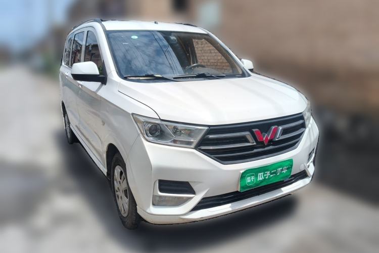 Used Wuling Hongguang 2021 1.5L Revised S Standard Version with Electric Power Steering LAR Front Right 45 Deg