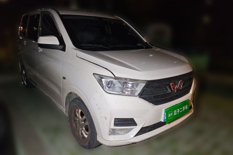 Used Wuling Hongguang 2021 1.5L Revised S Standard Version Hydraulic-Power-Assisted LAR Front Right 45 Deg
