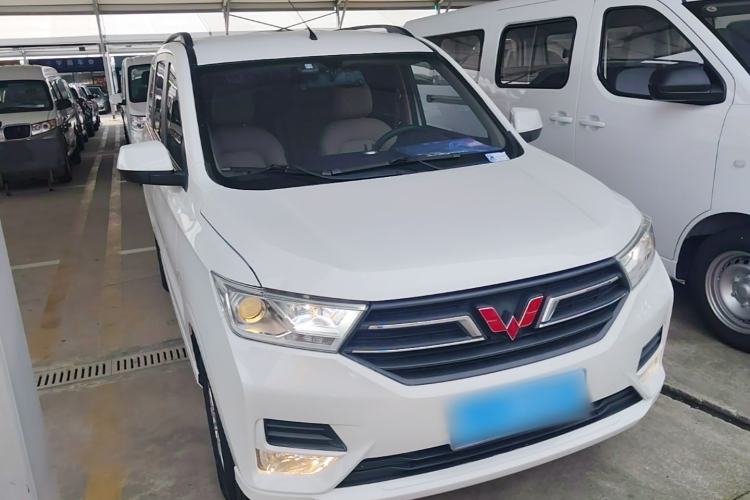 Used Wuling Hongguang 2021 1.5L Facelifted S Comfort Version with Electric Power Steering LAR Front Right 45 Deg