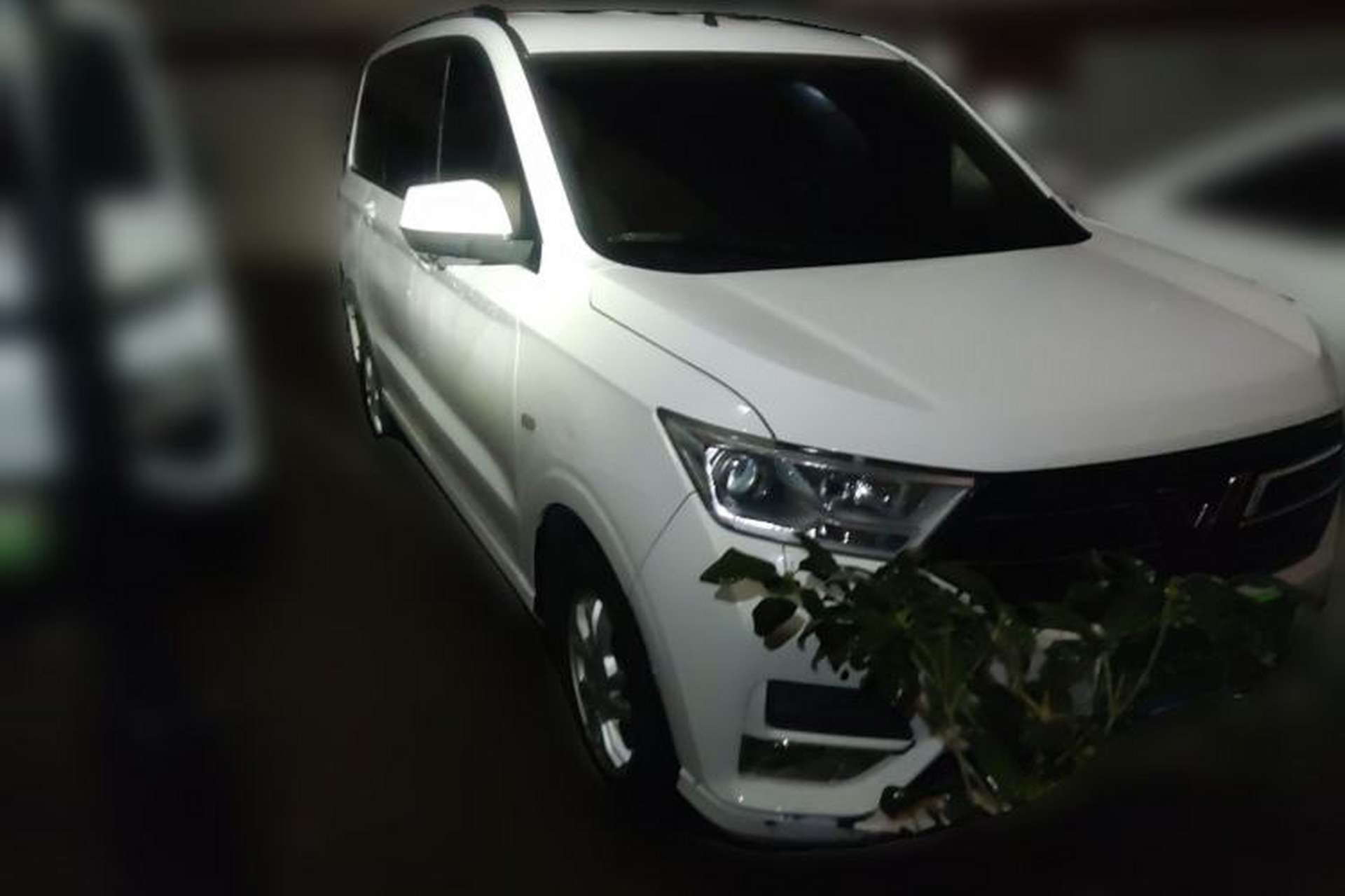 Used Wuling Hongguang 2021 1.5L Facelifted S Comfort Version with Electric Power Steering LAR Front Right 45 Deg