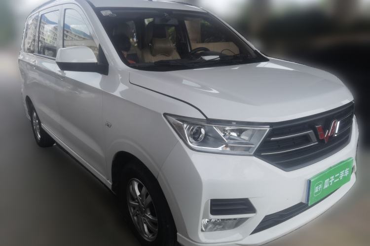 Used Wuling Hongguang 2021 1.5L Revised S Standard Version Hydraulic-Power-Assisted LAR Front Right 45 Deg