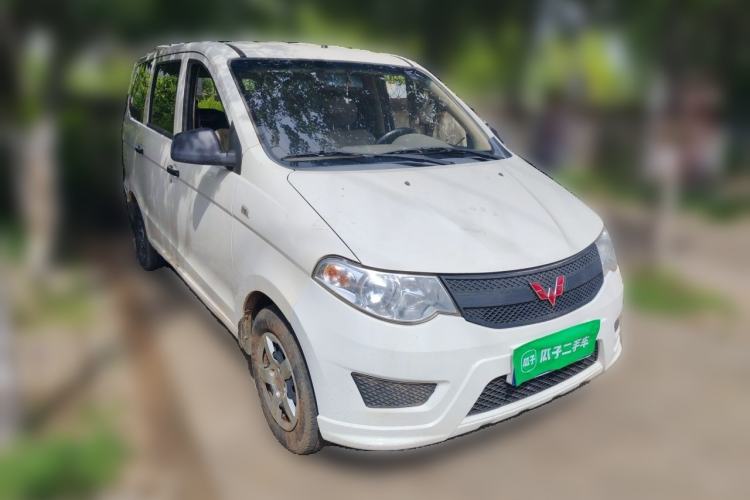 Used Wuling Hongguang 2021 1.5L S Base Version LAR Front Right 45 Deg