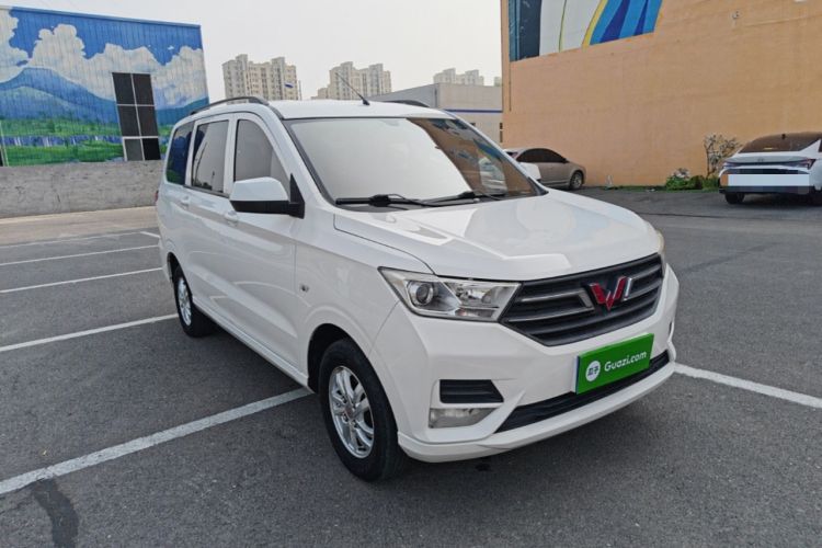 Used Wuling Hongguang 2021 1.5L S Standard Version LAR Front Right 45 Deg
