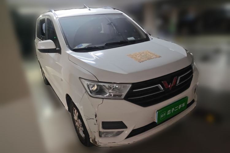 Used Wuling Hongguang 2021 1.5L S Comfort Edition LAR Front Right 45 Deg