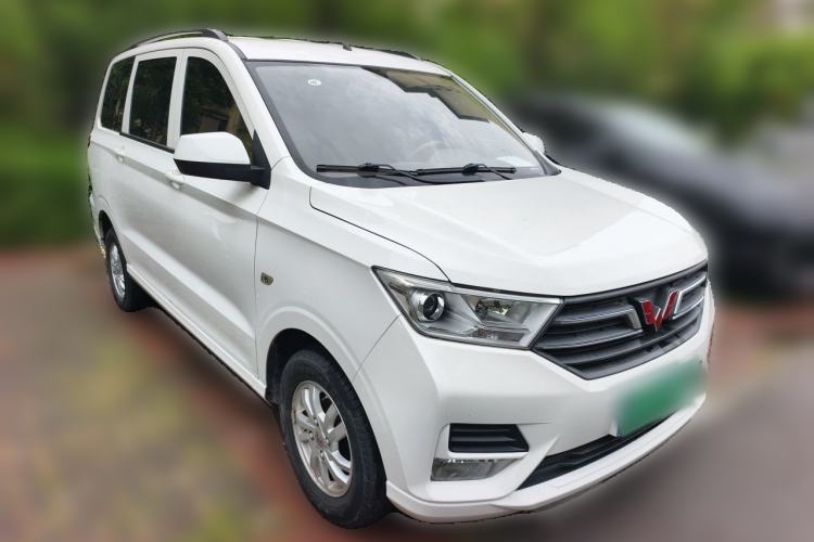 Used Wuling Hongguang 2021 1.5L S Standard Version LAR Front Right 45 Deg