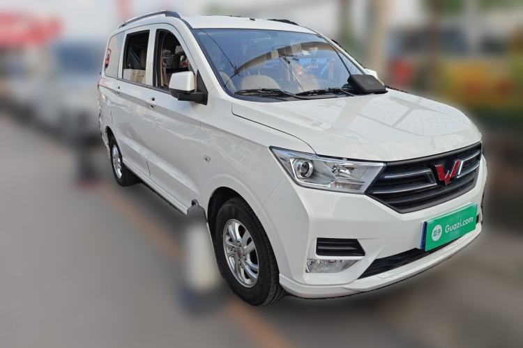 Used Wuling Hongguang 2021 1.5L Revised S Standard Version with Electric Power Steering LAR Front Right 45 Deg