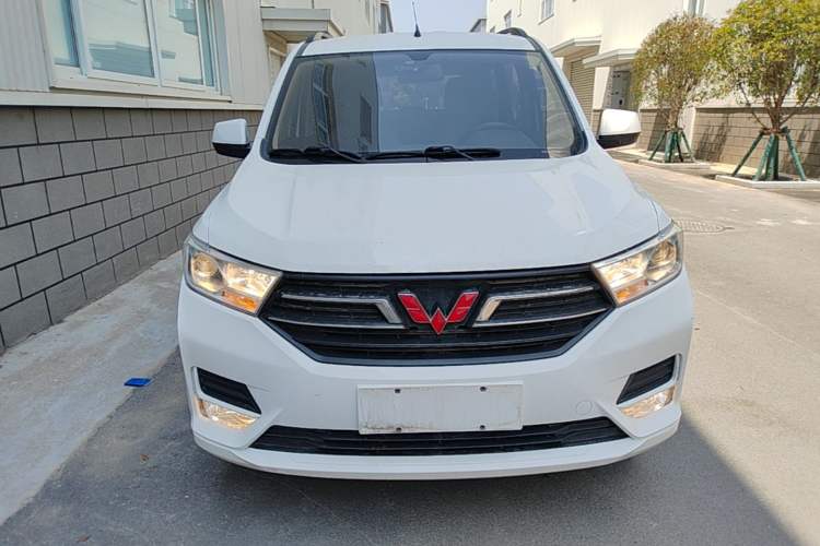 Used Wuling Hongguang 2021 1.5L Revised S Standard Version Hydraulic-Power-Assisted LAR Front