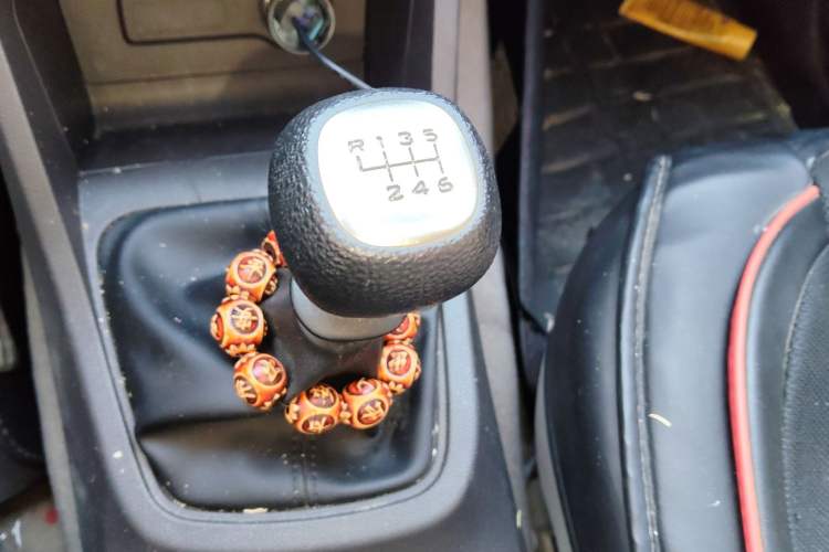 Used Wuling Hongguang 2021 1.5L S Standard Version LAR Gear Lever