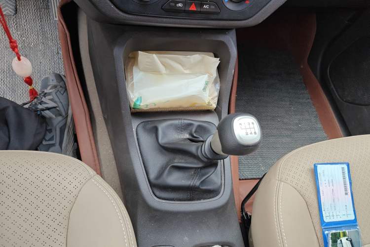 Used Wuling Hongguang 2021 1.5L Facelifted S Comfort Version with Electric Power Steering LAR Gear Lever