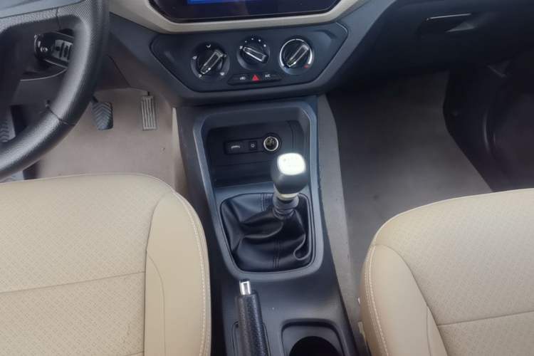 Used Wuling Hongguang 2021 1.5L S Comfort Edition LAR Gear Lever