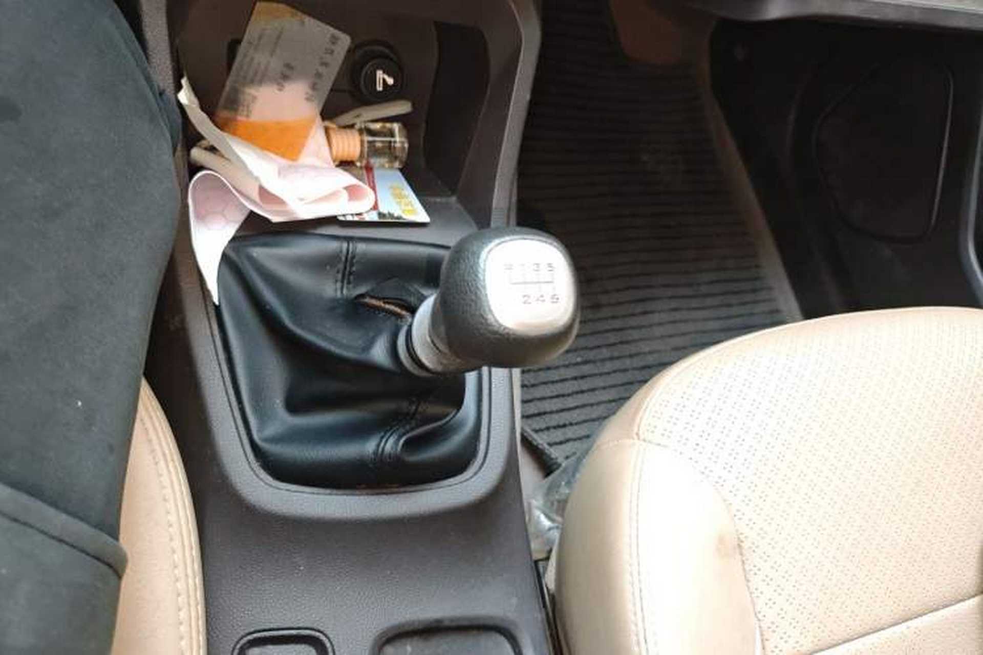 Used Wuling Hongguang 2021 1.5L S Comfort Edition LAR Gear Lever