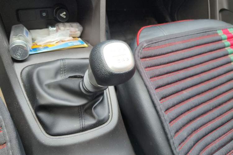 Used Wuling Hongguang 2021 1.5L S Comfort Edition LAR Gear Lever