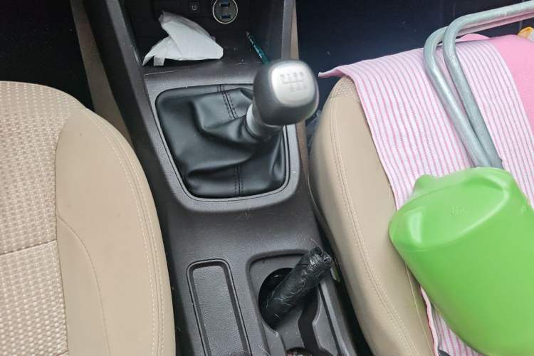 Used Wuling Hongguang 2021 1.5L Revised S Standard Version Hydraulic-Power-Assisted LAR Gear Lever