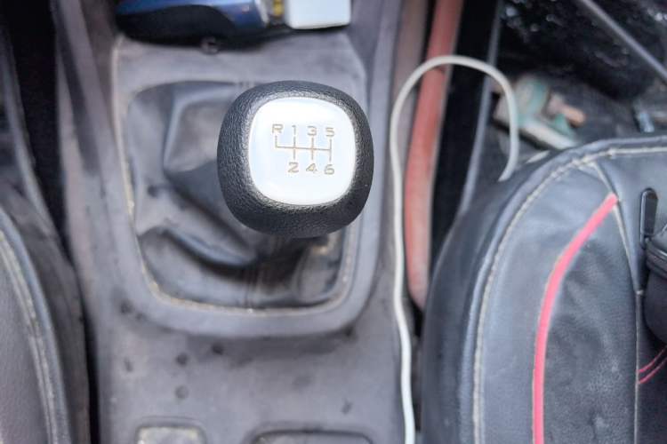Used Wuling Hongguang 2021 1.5L S Comfort Edition LAR Gear Lever