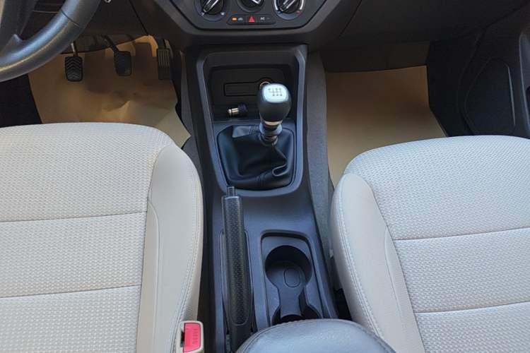Used Wuling Hongguang 2021 1.5L Revised S Standard Version with Electric Power Steering LAR Gear Lever