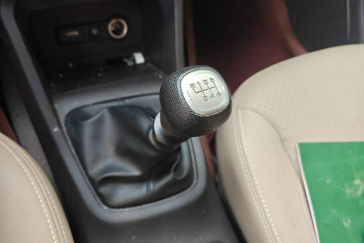 Used Wuling Hongguang 2021 1.5L S Comfort Edition LAR Gear Lever