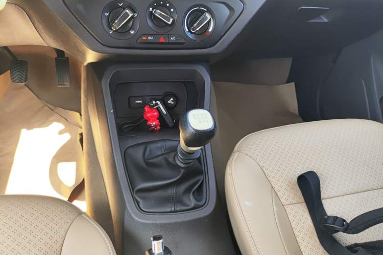 Used Wuling Hongguang 2021 1.5L Facelift S Comfort Version Hydraulic Power Steering LAR Gear Lever