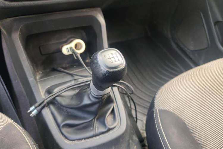 Used Wuling Hongguang 2021 1.5L S Base Version LAR Gear Lever