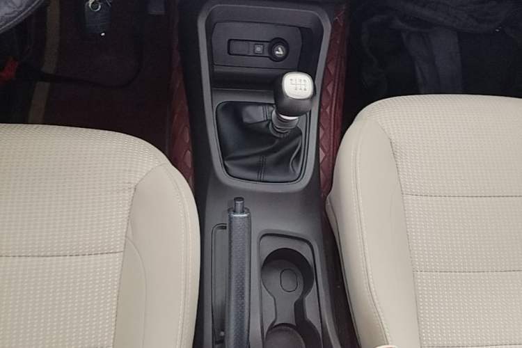Used Wuling Hongguang 2021 1.5L Revised S Standard Version with Electric Power Steering LAR Gear Lever